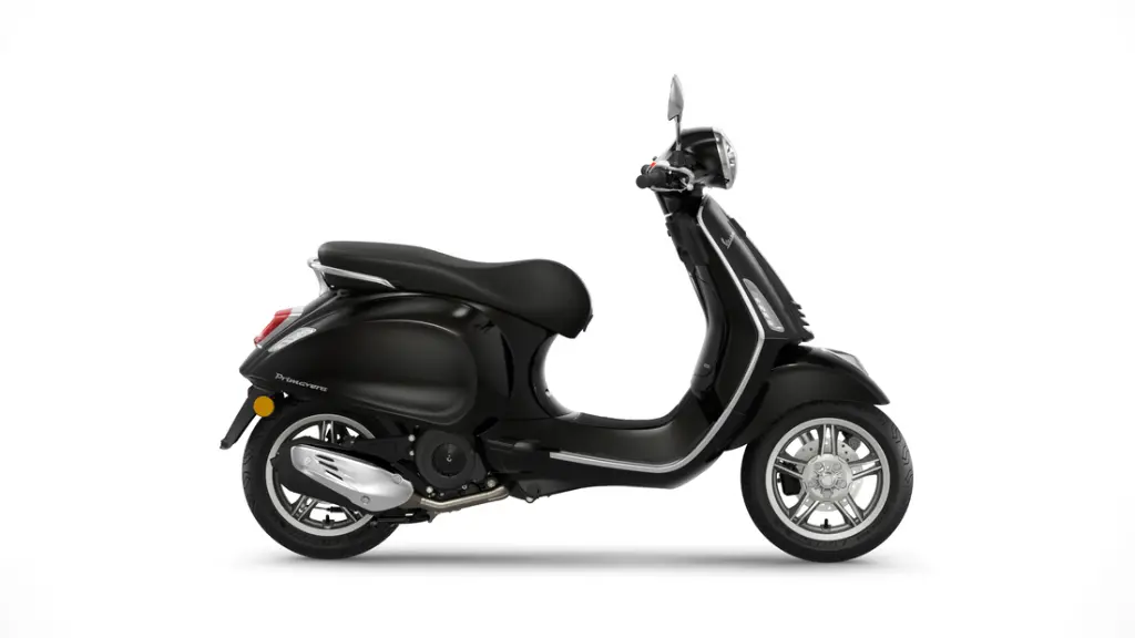 Vespa_Primavera_125_NeroConvinto_Lat-DX-1100x619.webp