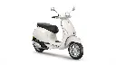 Vespa_Primavera_125_BiancoInnocente_3-4-Ant-DX-1100x619.webp