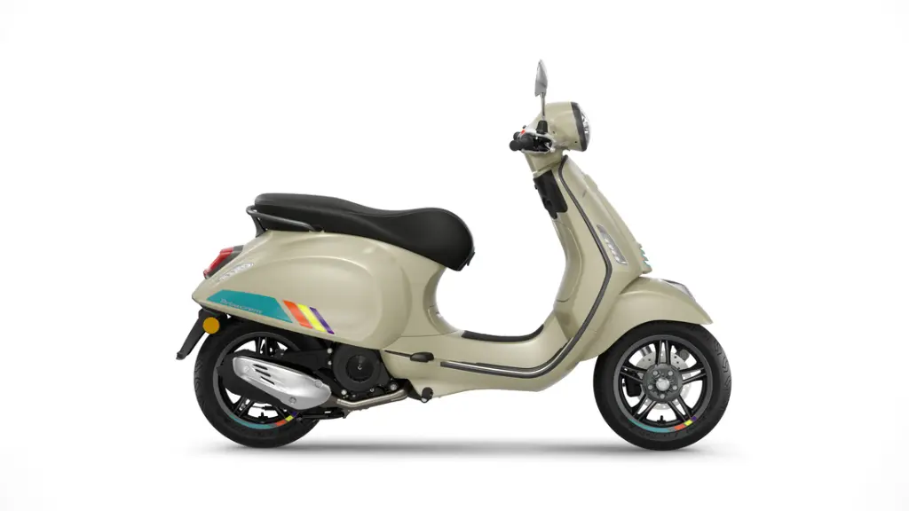 Vespa_Primavera_S_125_BeigeAvvolgente_Lat-DX-1100x619.webp