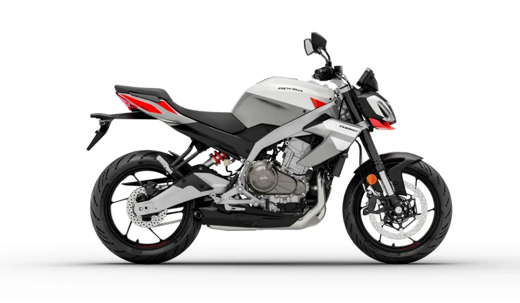 Aprilia_Tuono-457_Puma-Grey_Lat-dx-1100x642.webp