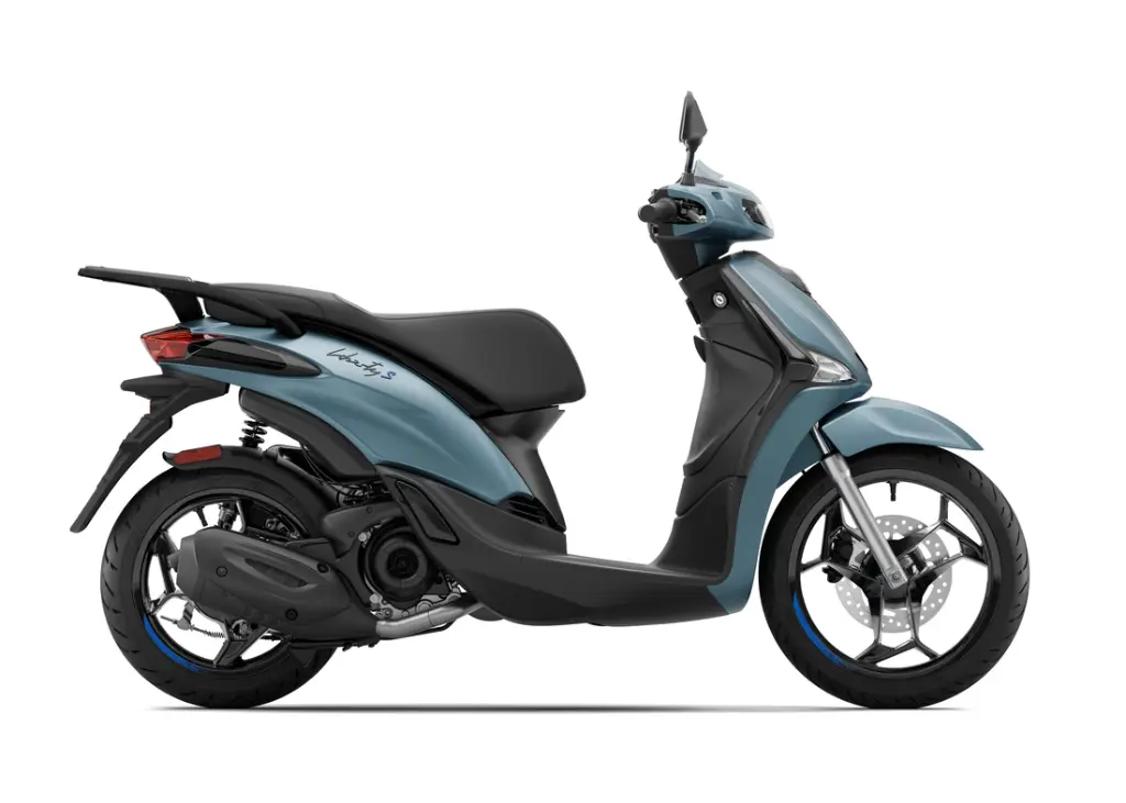 Piaggio_Liberty-S_50_Blu-Ardesia_Lat-dx-1100x786.webp