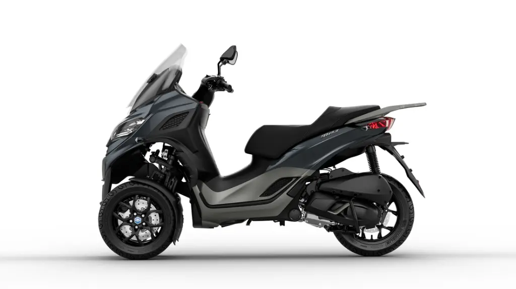 Piaggio_MP3-310_Grigio-Grafite_Lat-sx-1100x618.webp
