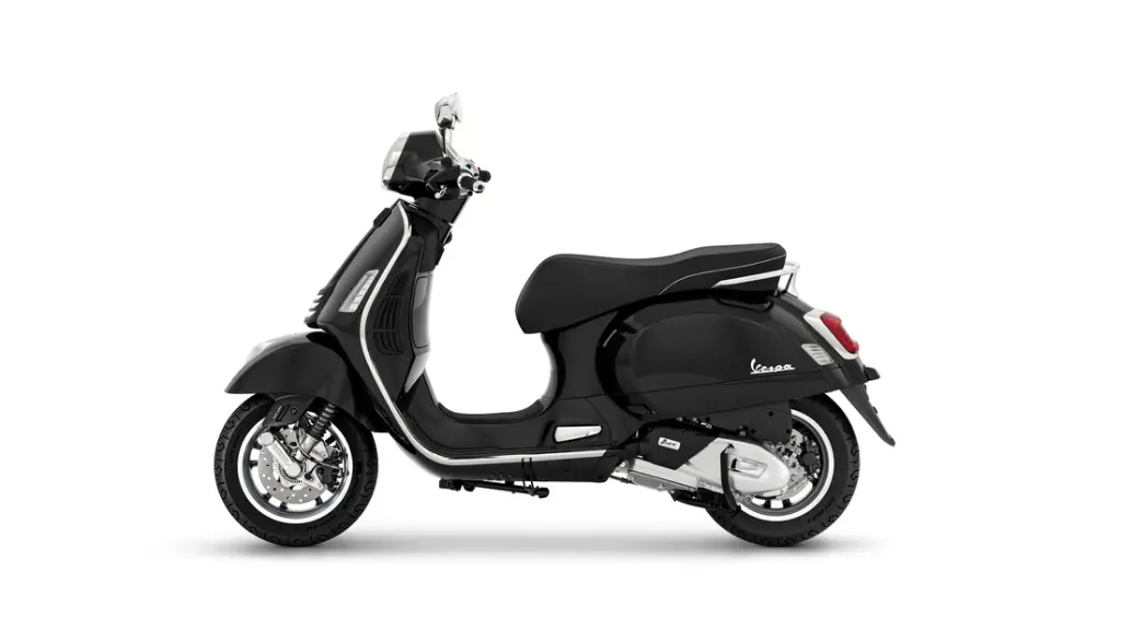 Vespa_GTS-Super_125_Nero-Convinto_Lat-sx-1100x619.webp