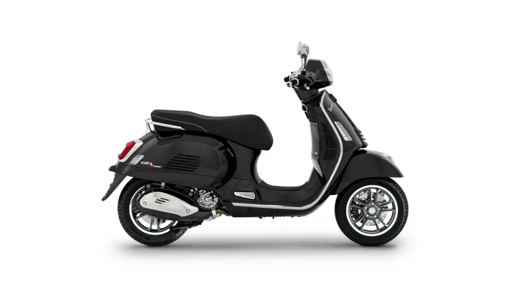 Vespa_GTS-Super_310_Nero-Convinto_Lat-dx-1100x619.webp