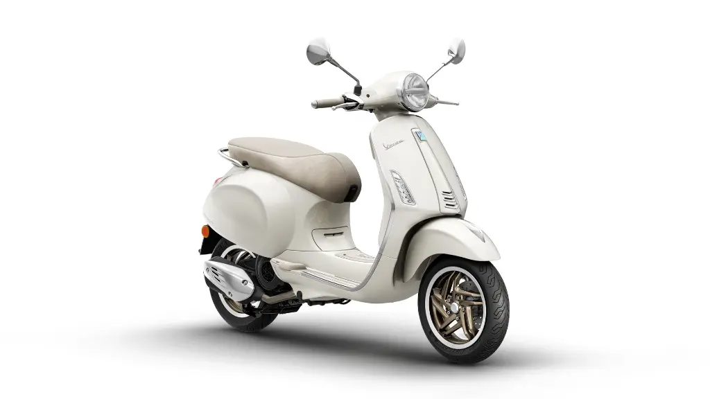 Vespa_Primavera_S_125_Bianco_3-4_Ant_Dx.webp