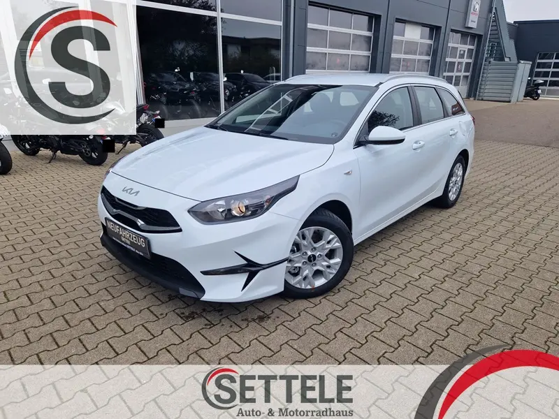 Kia Ceed SW 1.5T 140 DCT7 VIS KOMF+ (NAV)