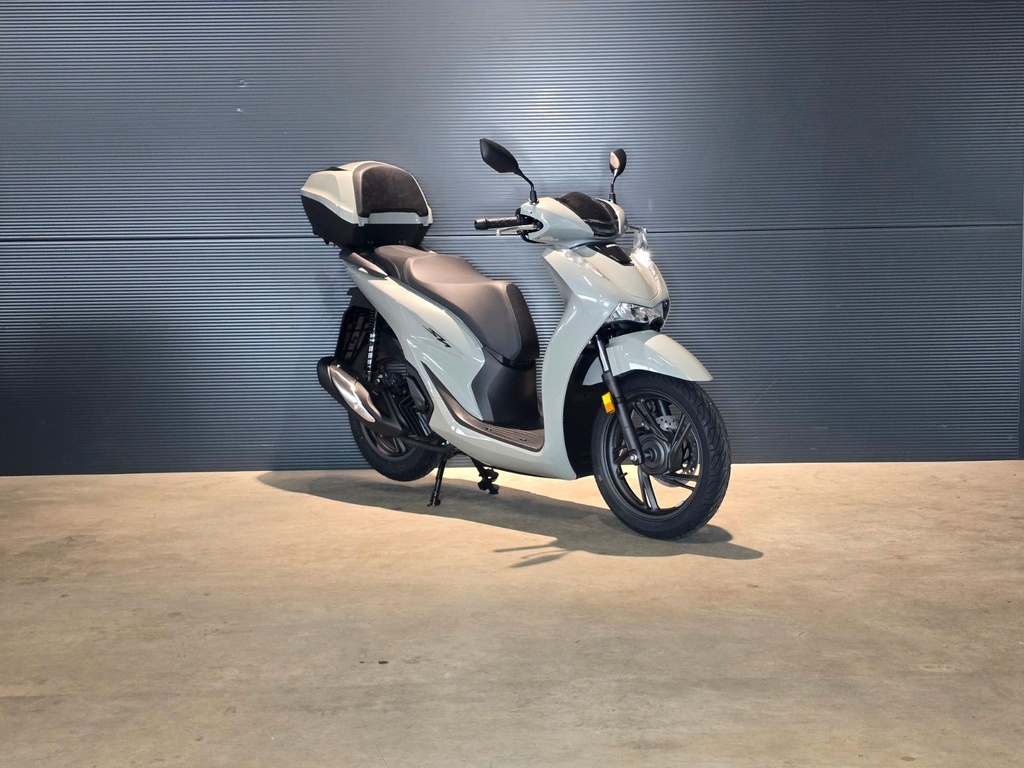 HONDA SH 125 i I 2026 I Case I ABS I