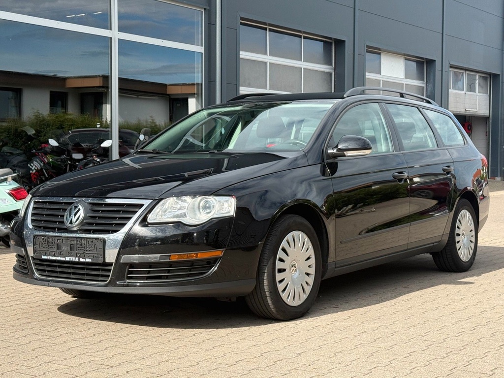 VW Passat Variant Trendline