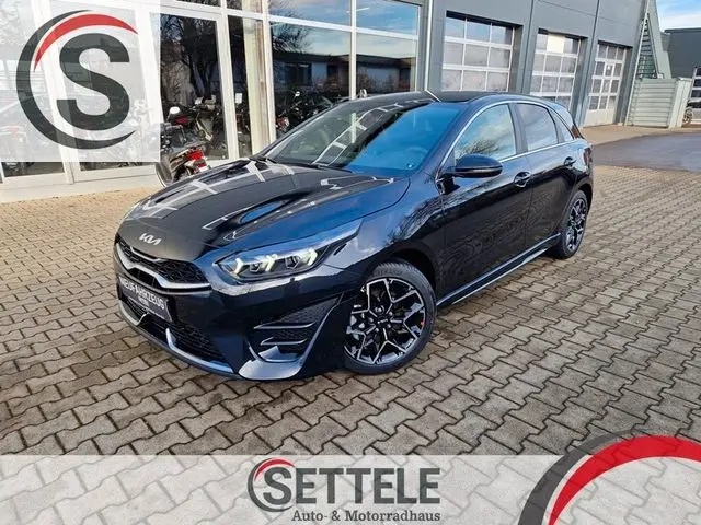 Kia CEED 1.5T 140,DCT7 GT-LINE - TEC-PAKET Vorführfahrzeug